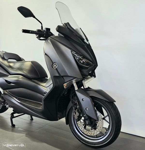 Yamaha X-Max 300 - 2
