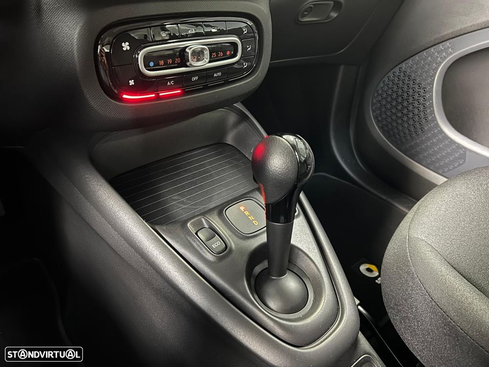 Smart ForTwo Coupé EQ Passion - 12