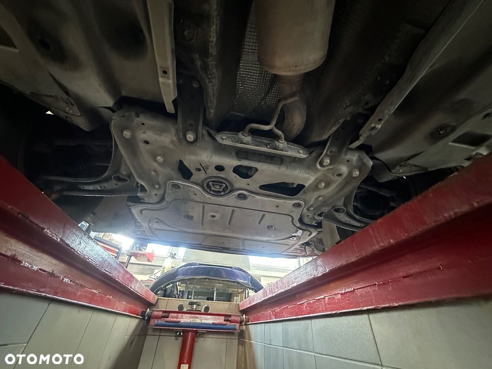 Skoda Karoq 1.6 TDI SCR Ambition - 30