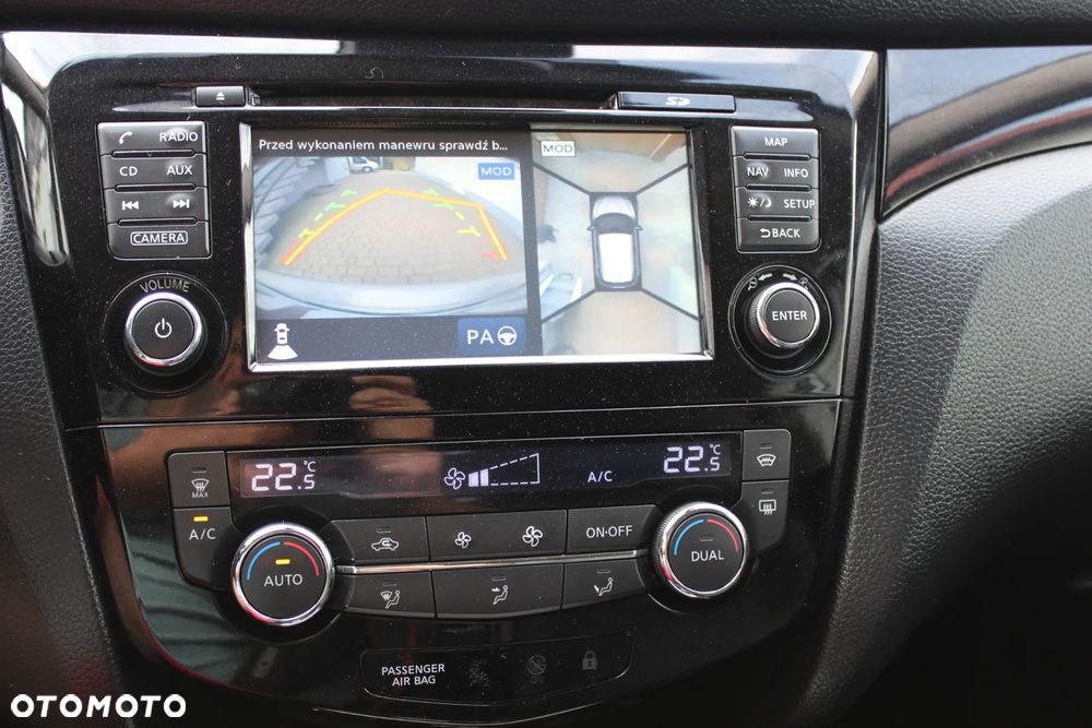 Nissan Qashqai 1.6 DCi Xtronic TEKNA - 12