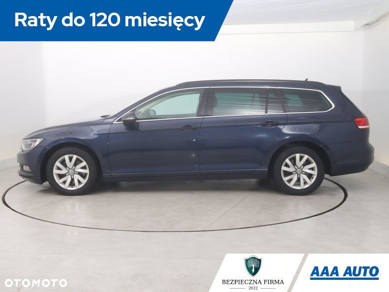 Volkswagen Passat Variant - 4
