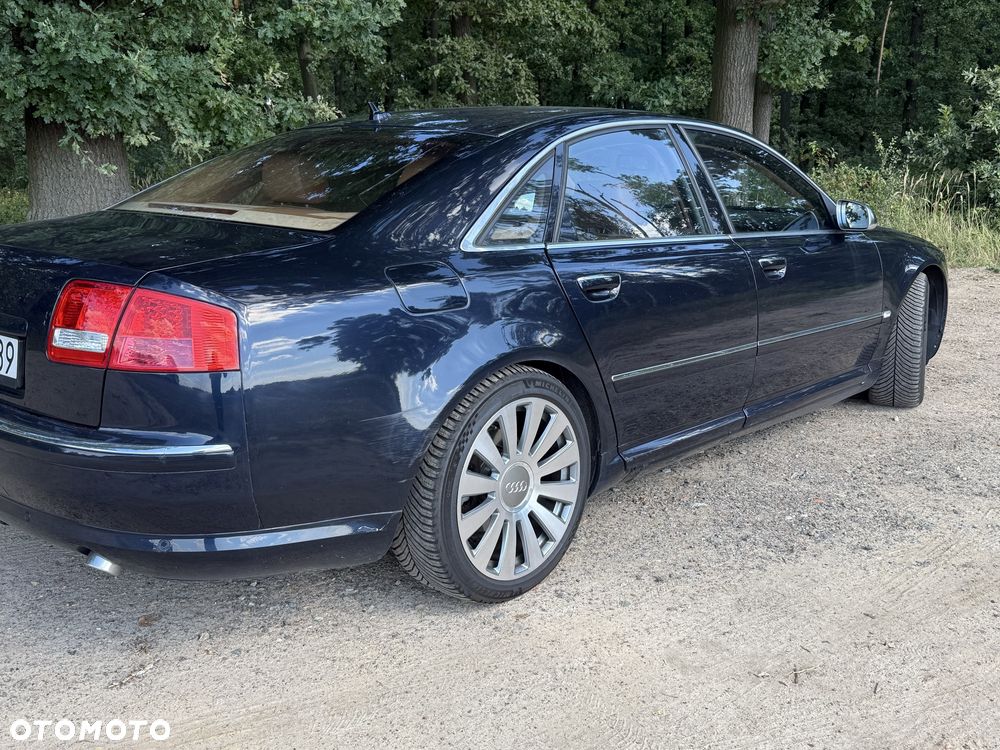 Audi A8 - 2