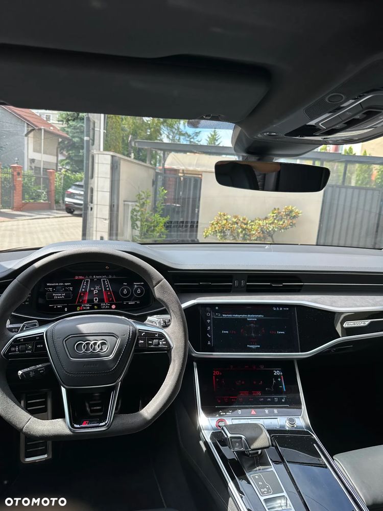 Audi RS6 Avant - 9