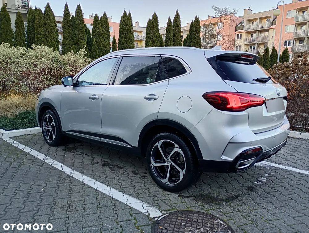 MG HS 1.5 T-GDI Exclusive DCT - 13