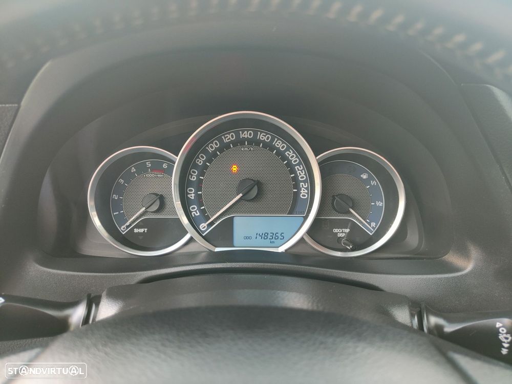 Toyota Auris 1.4 D-4D Com.+P.Sport+Navi - 40