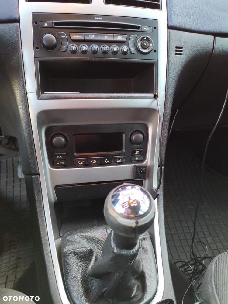 Peugeot 307 - 10