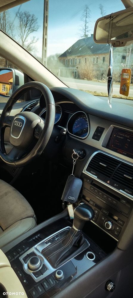 Audi Q7 3.0 TDI Quattro Tiptronic - 4