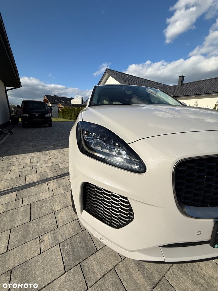 Jaguar E-Pace D150 R-Dynamic - 12