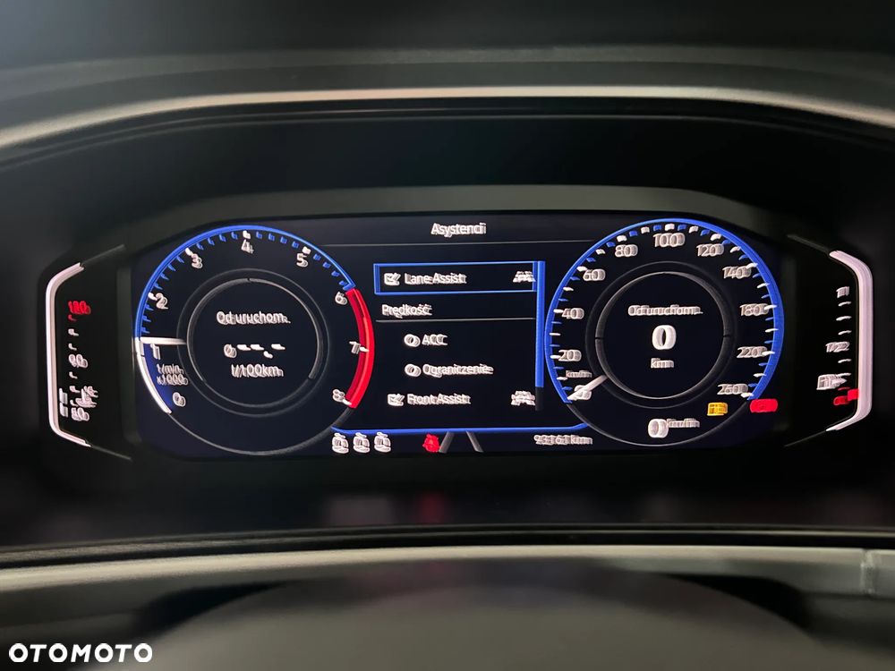 Volkswagen T-Roc 1.5 TSI Style - 27