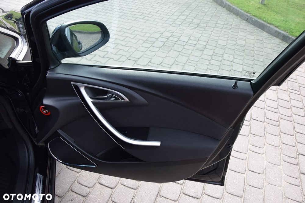 Opel Astra 1.6 Turbo Edition Sport - 21