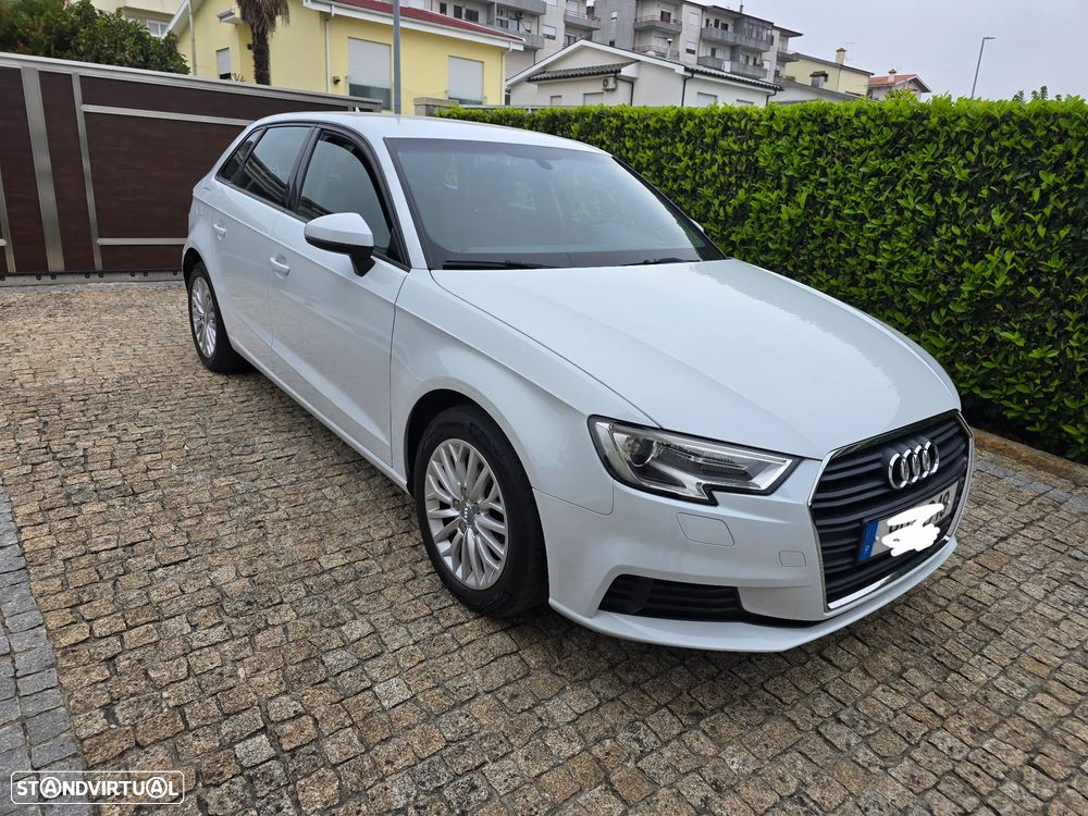 Audi A3 Sportback 1.6 TDI Sport - 2