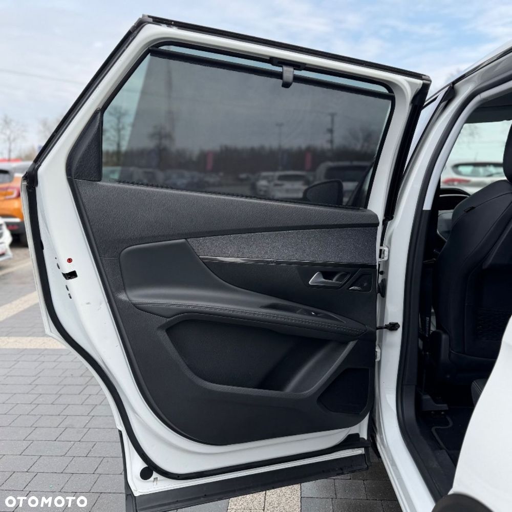 Peugeot 5008 - 19