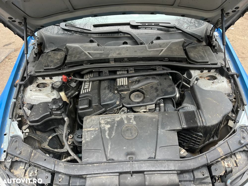 Dezmembrez Bmw Seria 3 E90 2007 320i N46B20B M packet benzina - 10