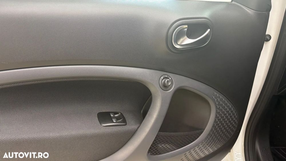 Smart Fortwo 60 kW electric drive - 26