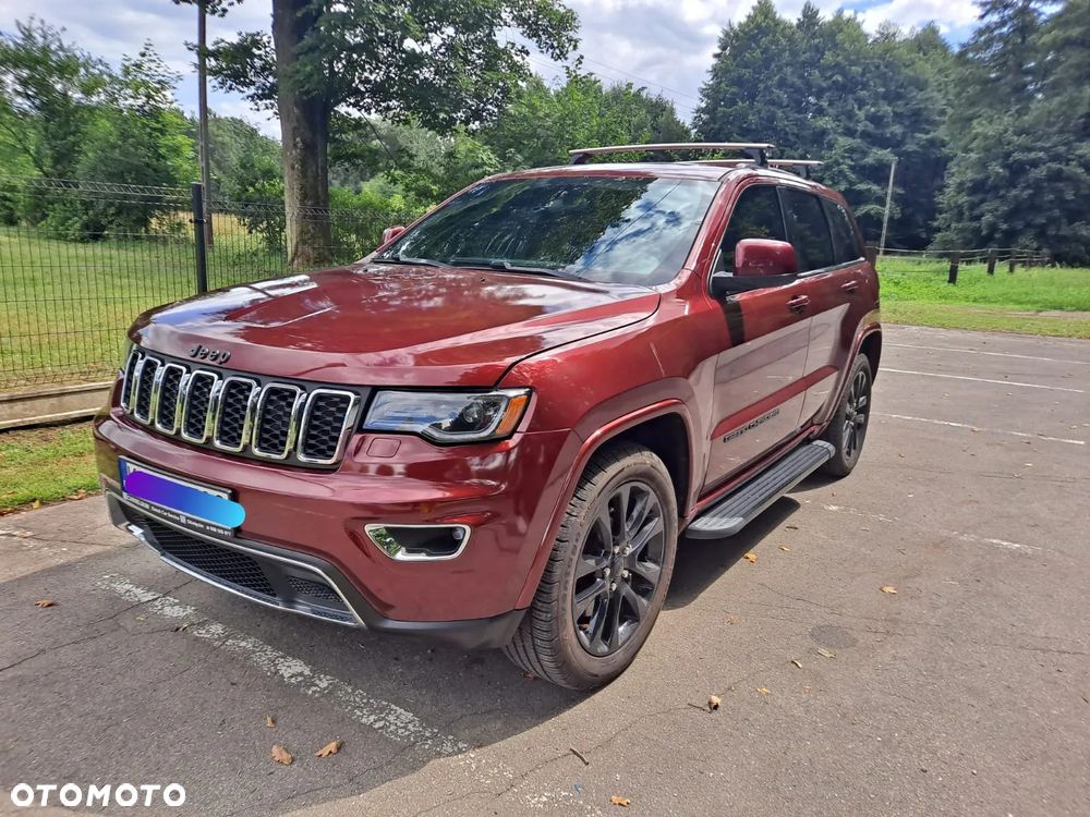 Jeep Grand Cherokee - 1