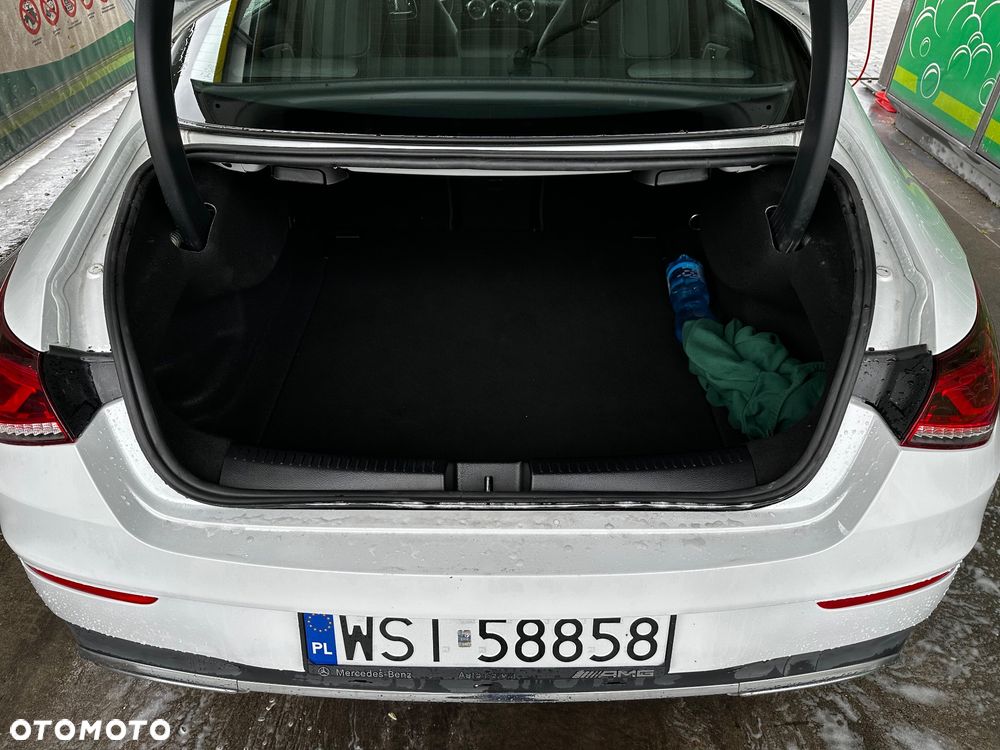 Mercedes-Benz CLA 250 4-Matic AMG Line 7G-DCT - 11