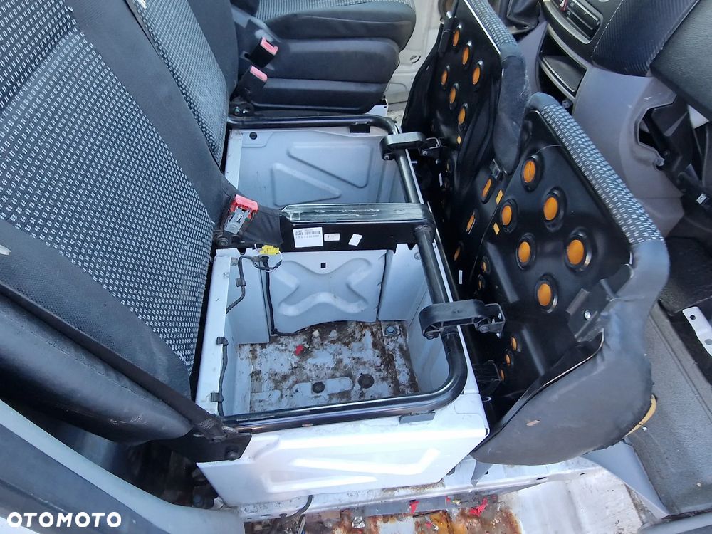 FOTEL ŁAWKA MERCEDES SPRINTER 906 VW CRAFTER - 11