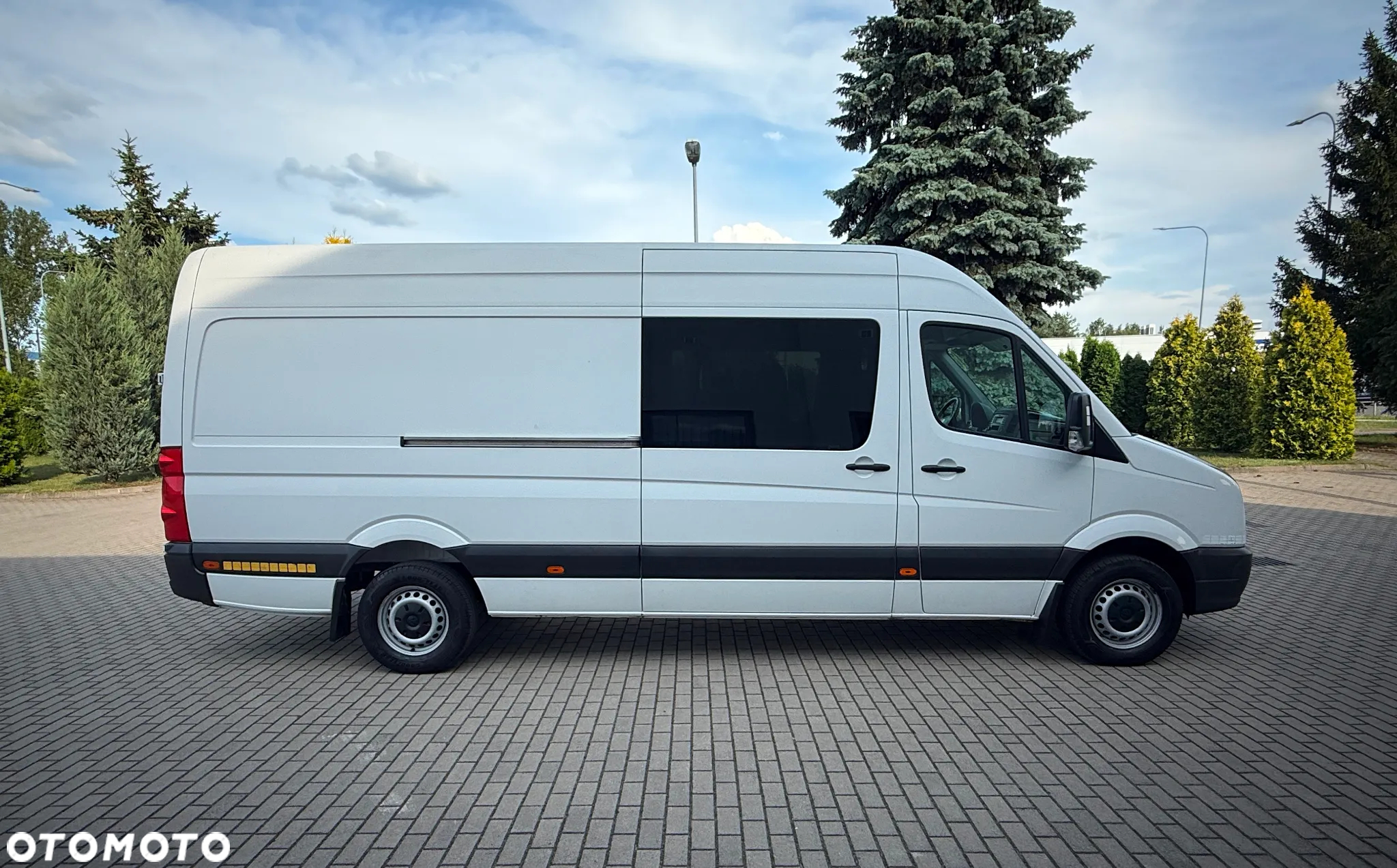 Volkswagen Crafter - 11