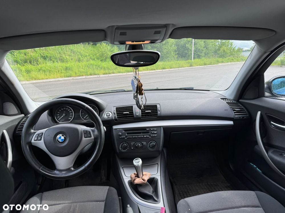 BMW Seria 1 - 10