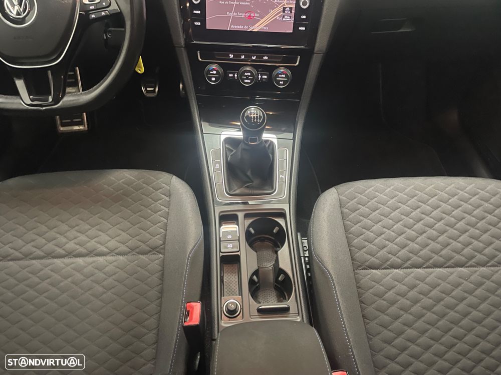 VW Golf 1.0 TSI Join - 19