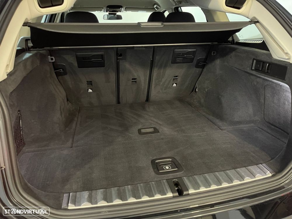 BMW 318 d Touring Advantage - 39