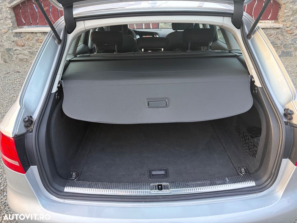 Audi A4 Avant - 6