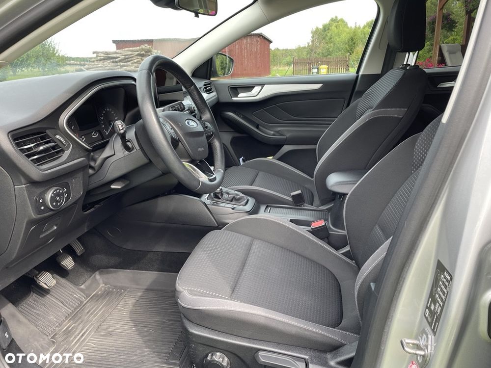 Ford Focus 1.0 EcoBoost Trend Edition Business - 6