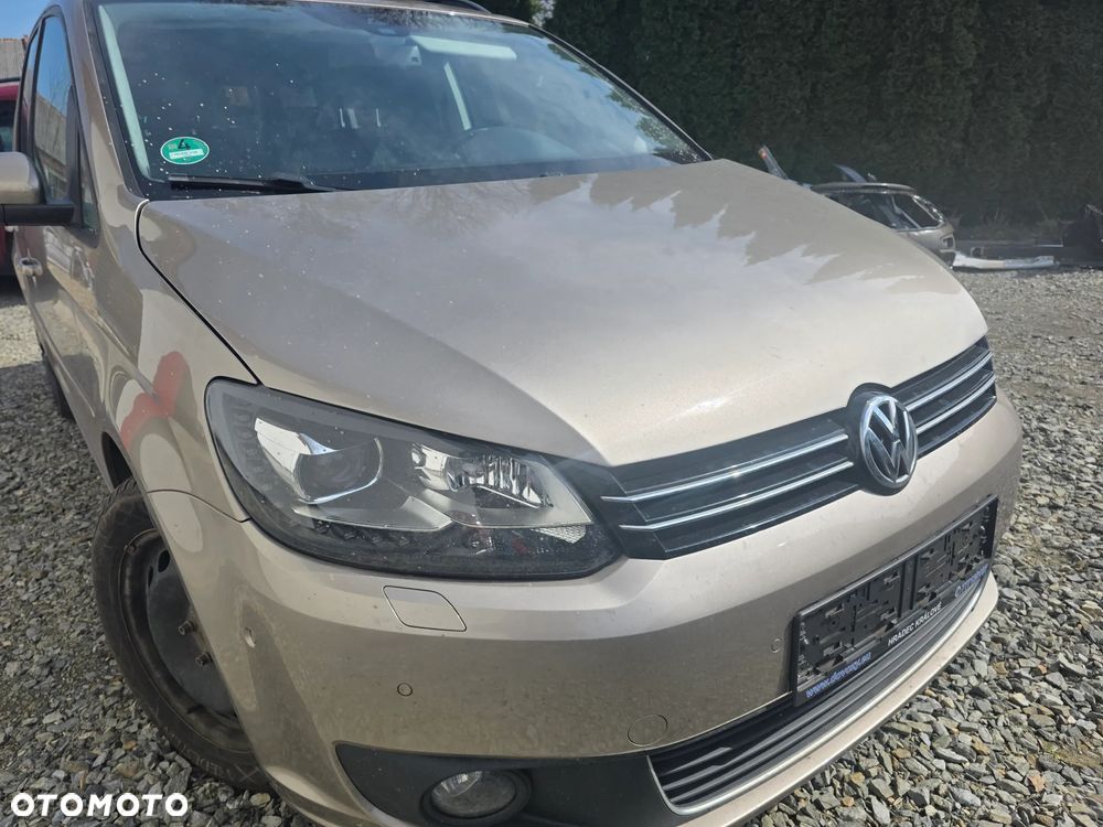 Volkswagen Touran 2.0 TDI DPF BlueMotion Technology DSG Cup - 6