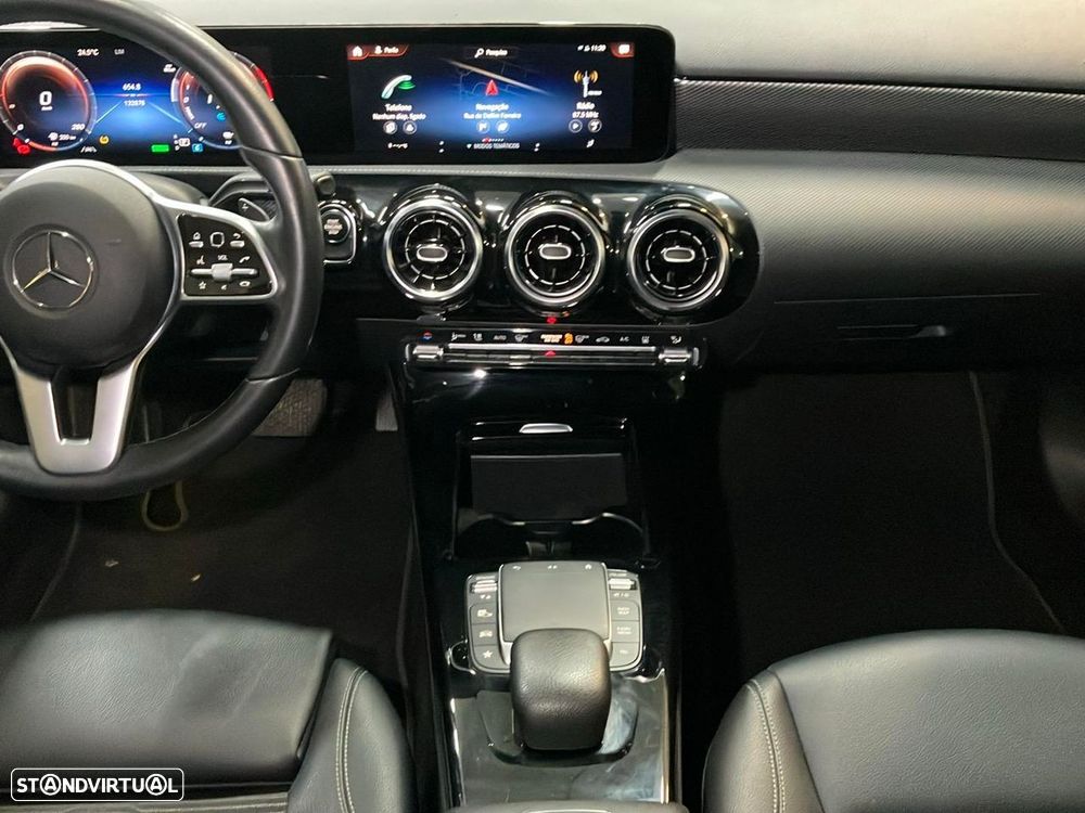 Mercedes-Benz A 250 Limousine - 9