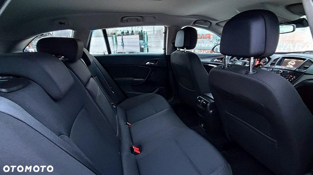 Opel Insignia - 18