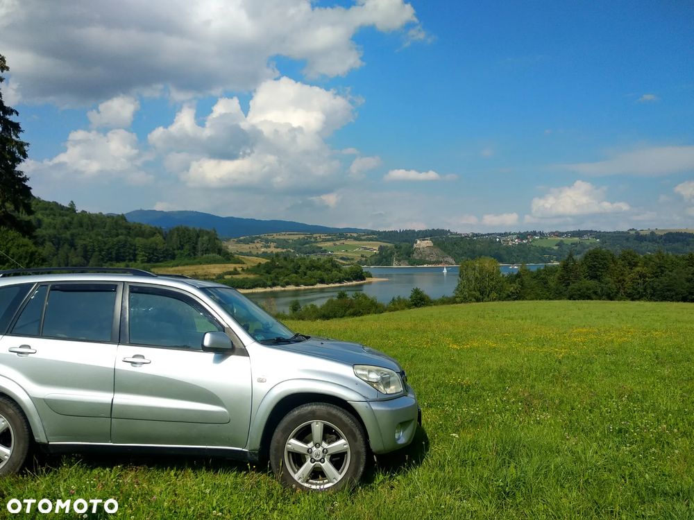 Toyota RAV4 2.0 D-4D 4x4 - 20