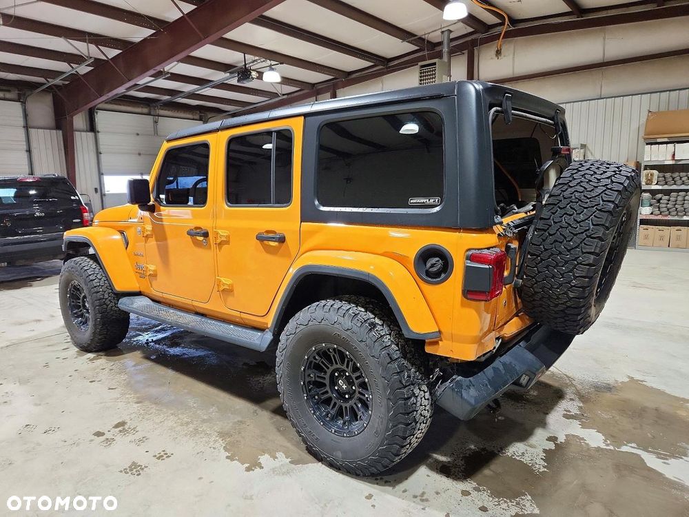 Jeep Wrangler Unlimited 3.6 Automatik Sahara - 3