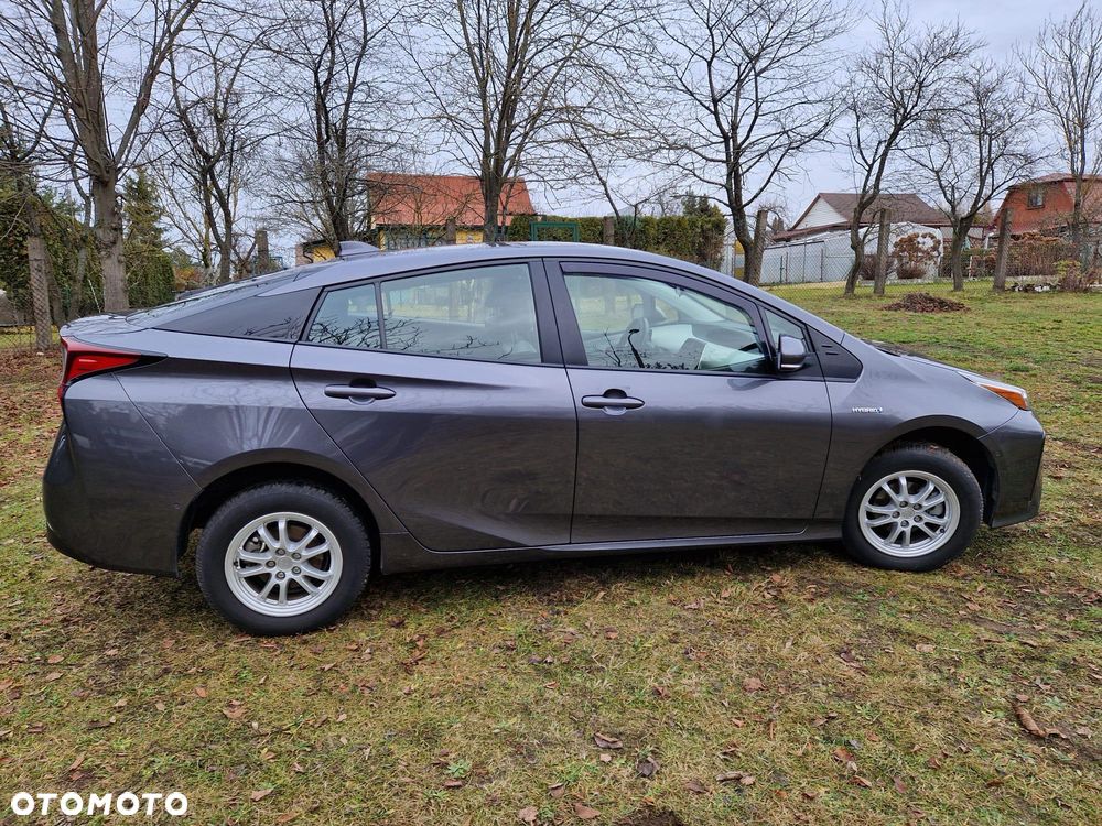 Toyota Prius Hybrid - 17