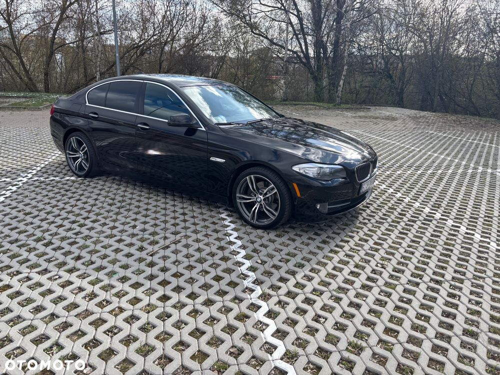 BMW Seria 5 528i - 6