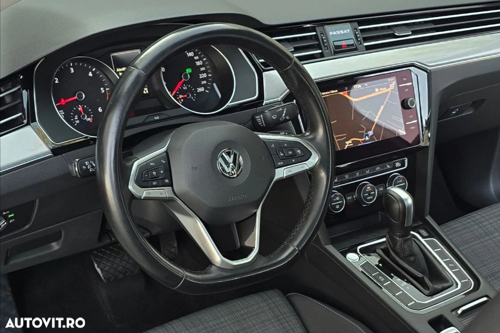 Volkswagen Passat 1.6 TDI SCR DSG Business - 10