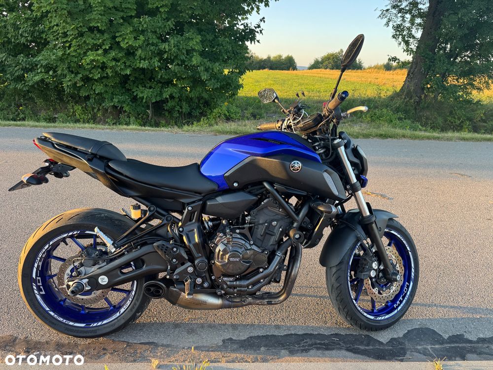 Yamaha MT - 2