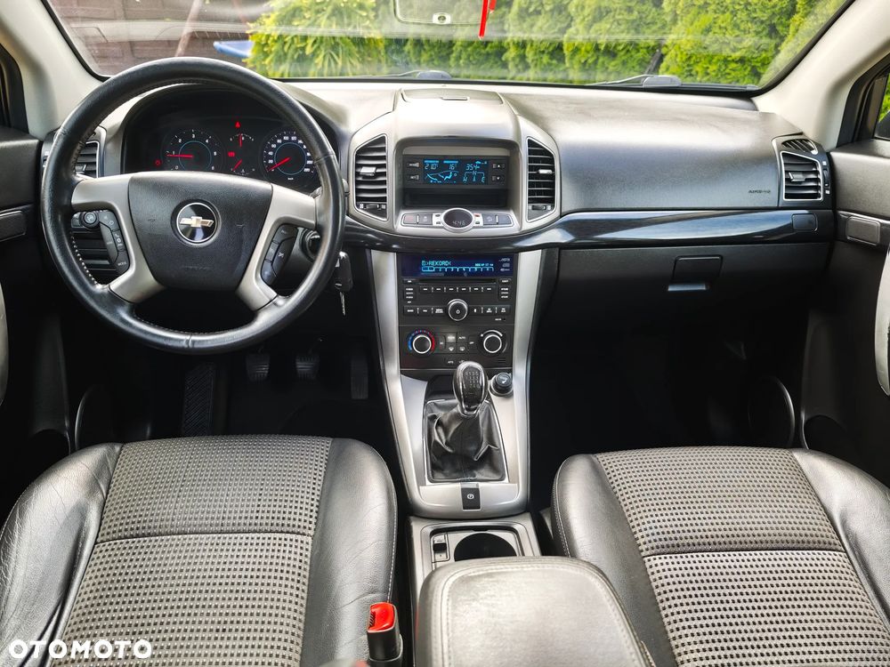 Chevrolet Captiva 2.2 2WD LT+ - 23