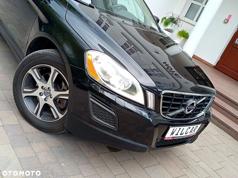 Volvo XC 60 D4 Geartronic Momentum - 22