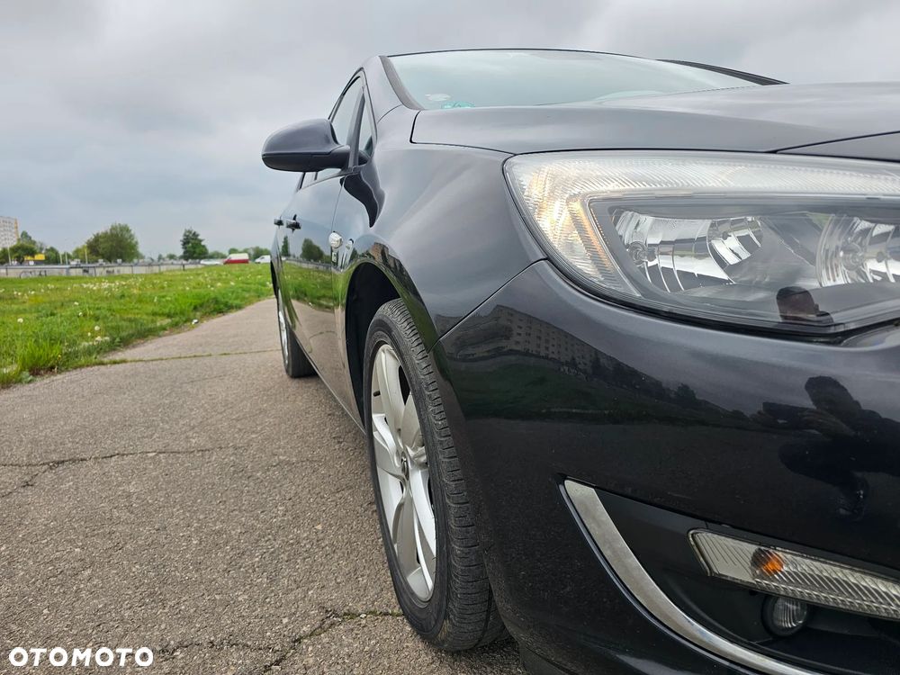 Opel Astra 1.4 Turbo Active - 11