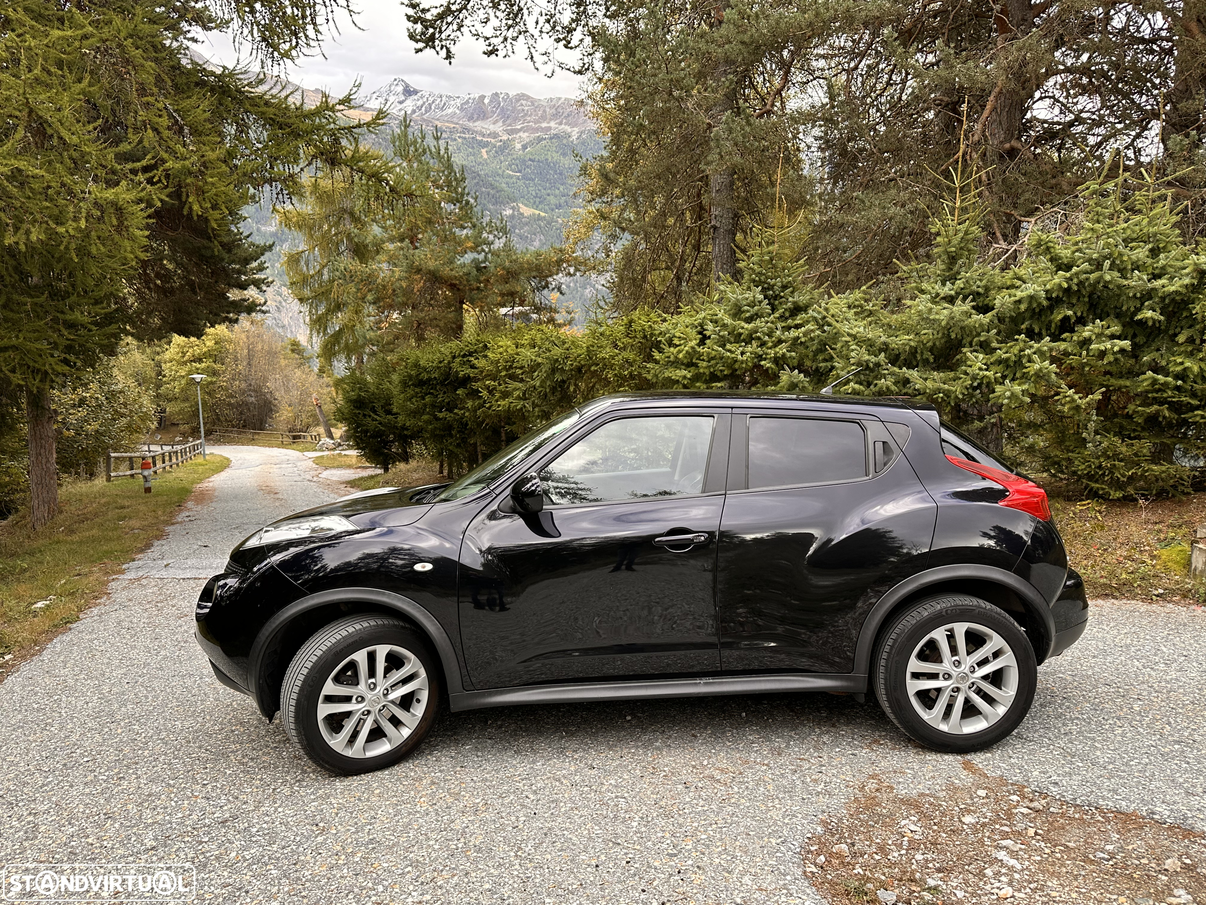 Nissan Juke 1.6 DIG-T Tekna S P.Ext.2 Red D..Xtronic - 4