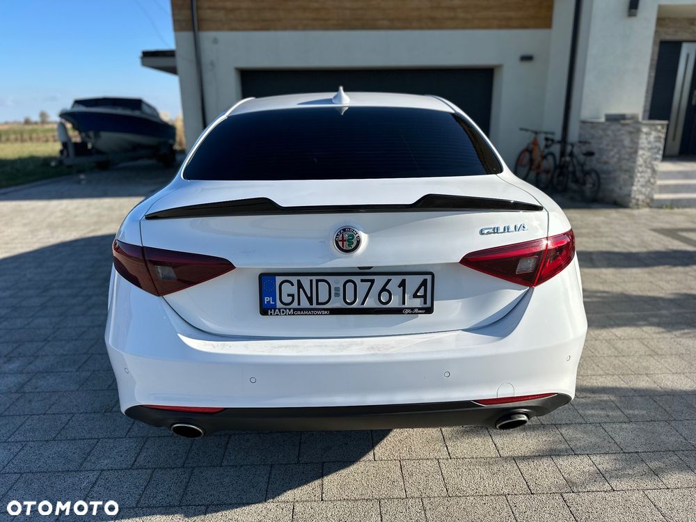 Alfa Romeo Giulia 2.0 Turbo Veloce - 6