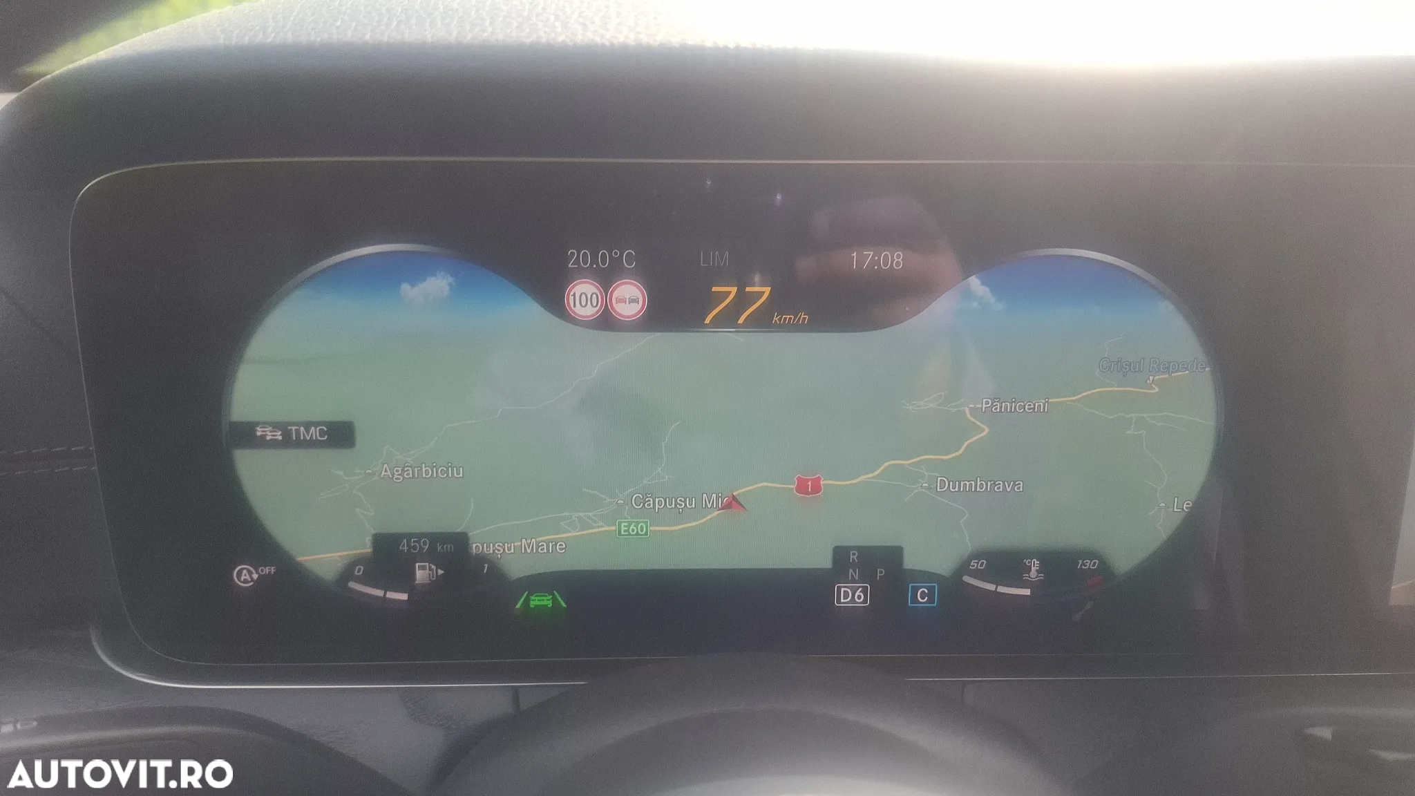 Mercedes-Benz E 220 d T 9G-TRONIC AMG Line - 32
