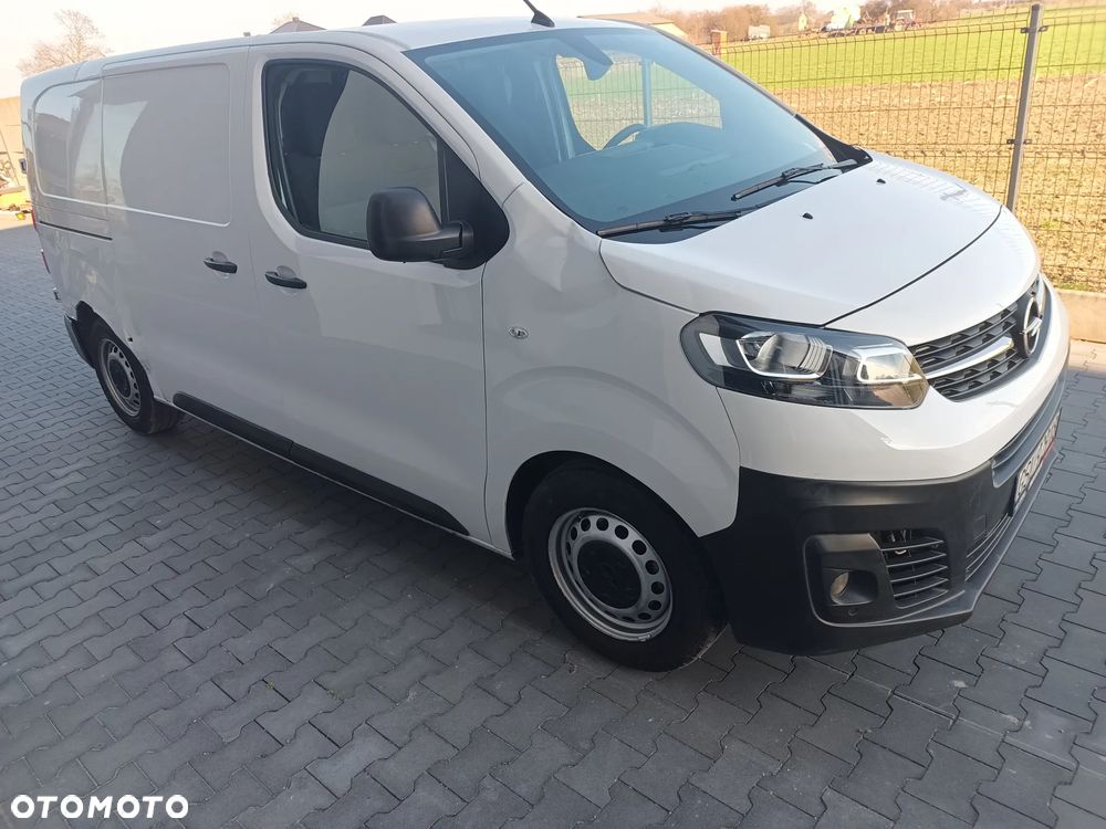 Opel Vivaro - 1