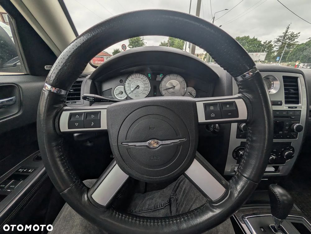 Chrysler 300C 3.0 CRD DPF Automatik - 33