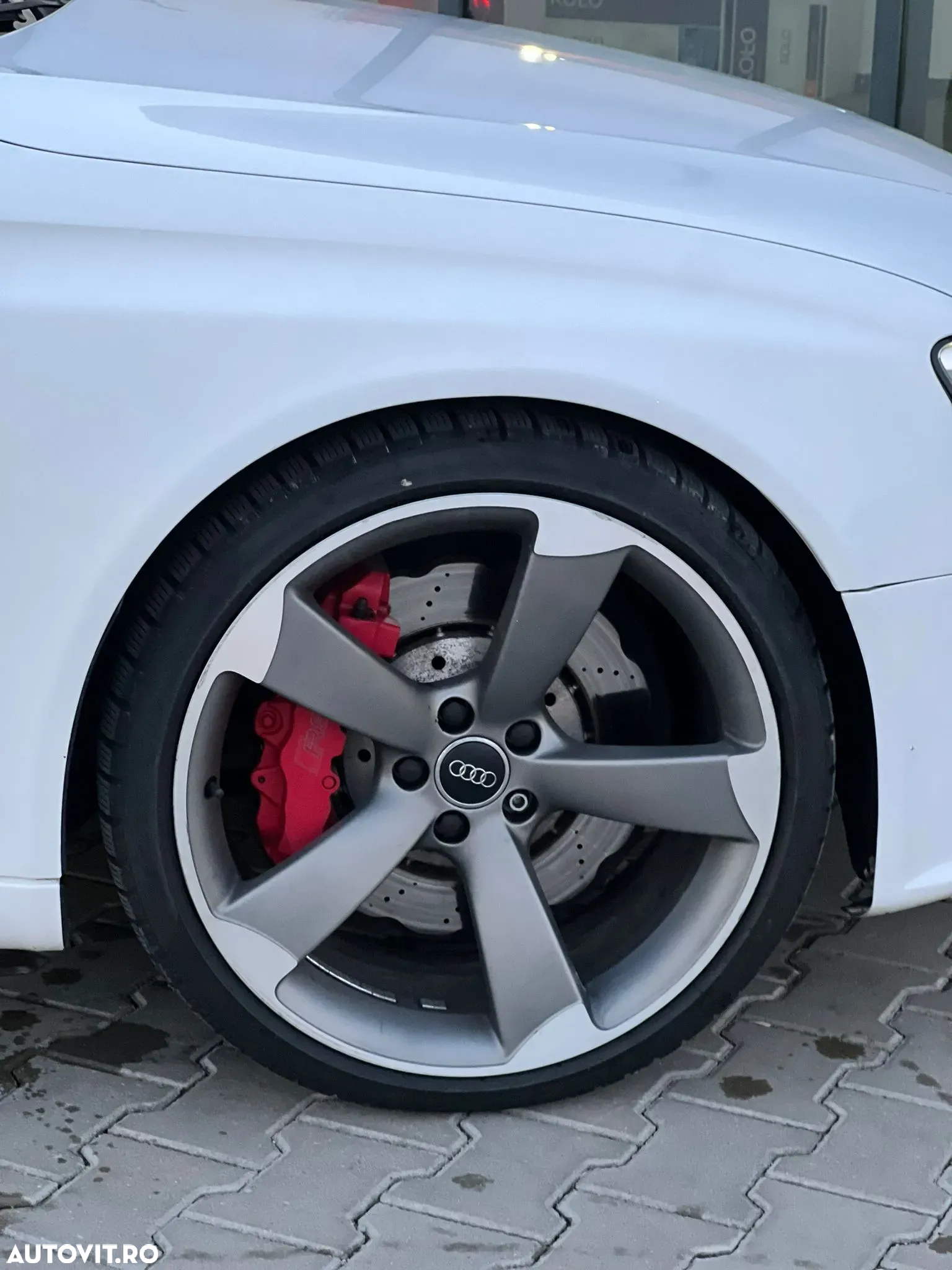 Audi RS4 Avant 4.2 FSI quattro Stronic - 14