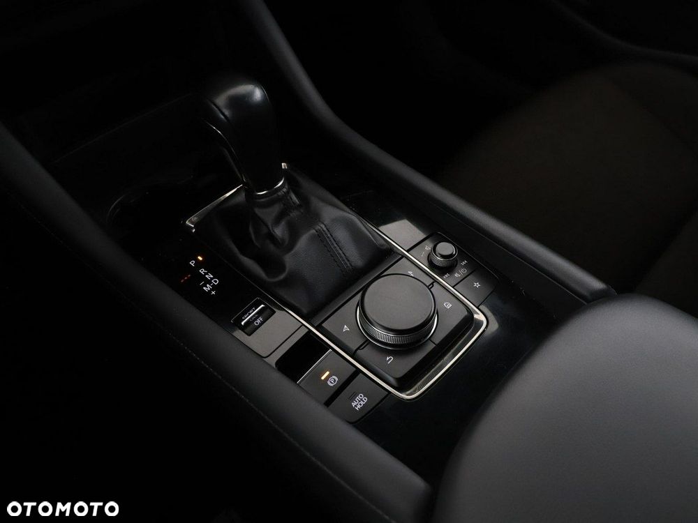 Mazda 3 SKYACTIV-G 2.0 M-Hybrid DRIVE - 30