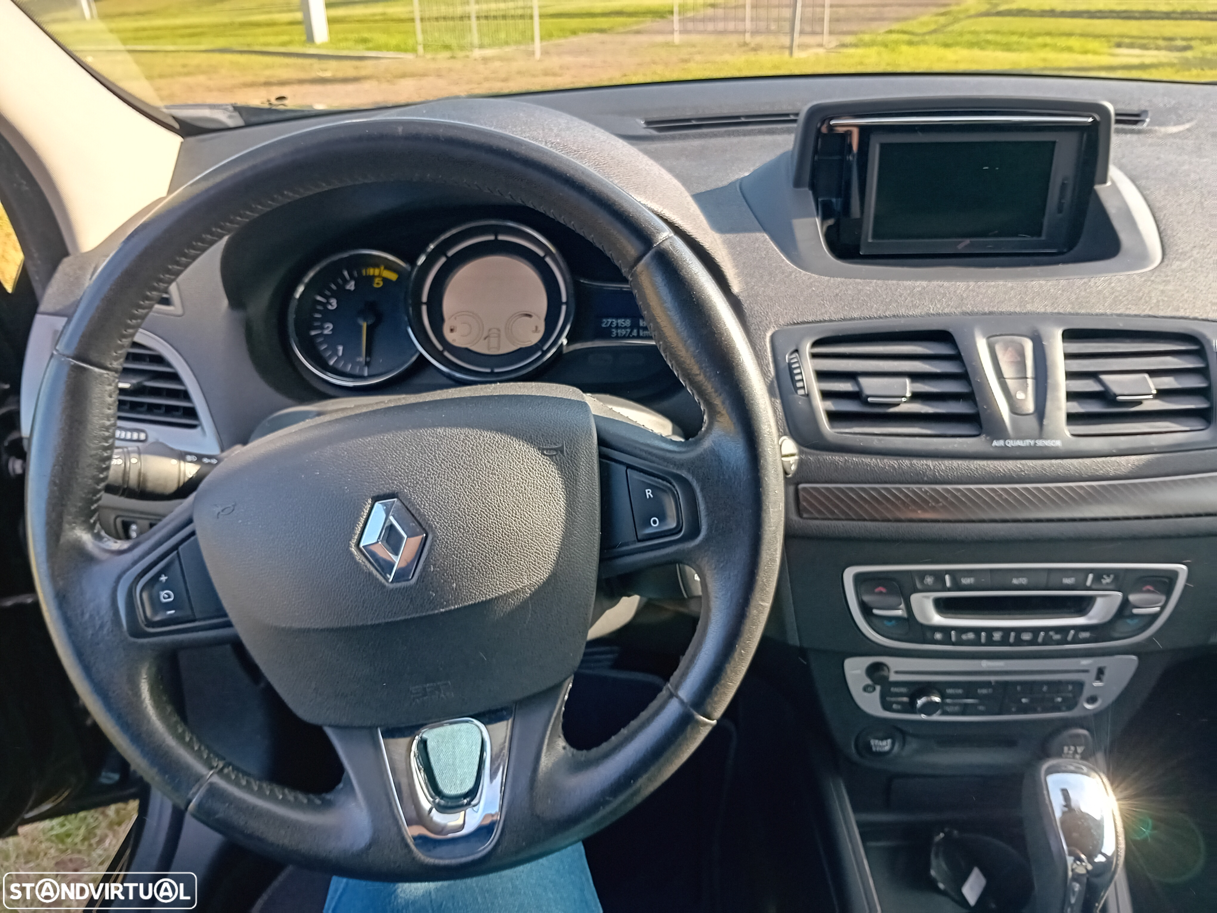 Renault Mégane Sport Tourer dCi 110 FAP EDC Dynamique - 23