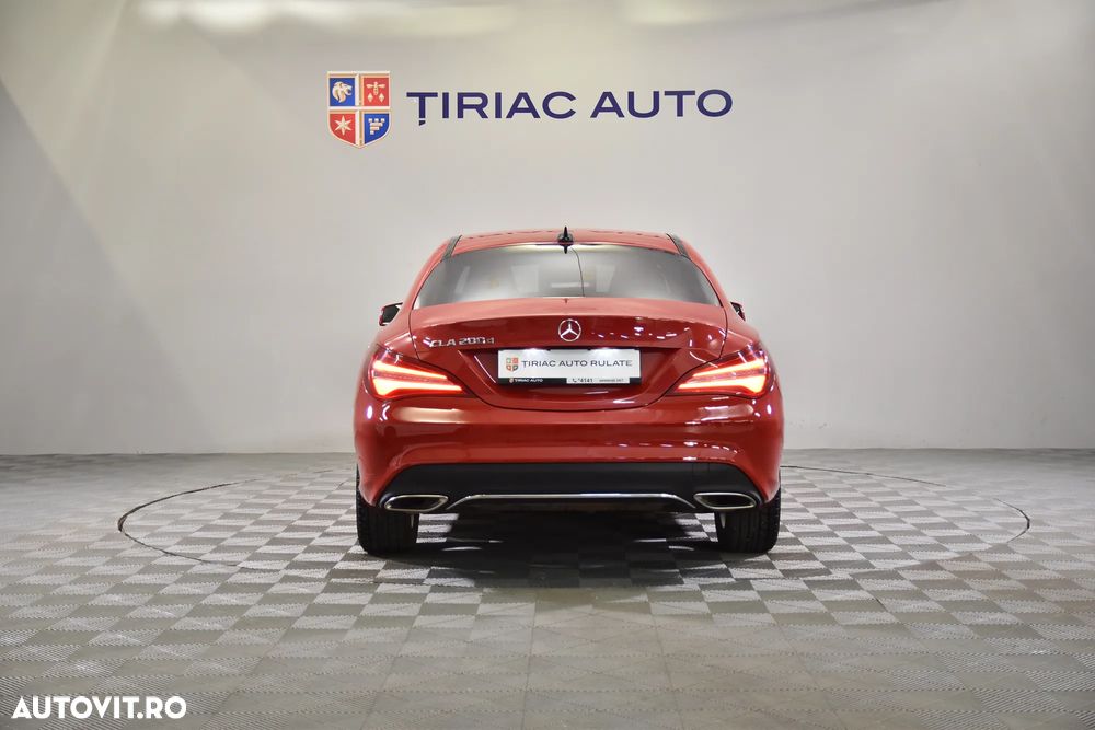 Mercedes-Benz CLA 200 d 7G-DCT - 4