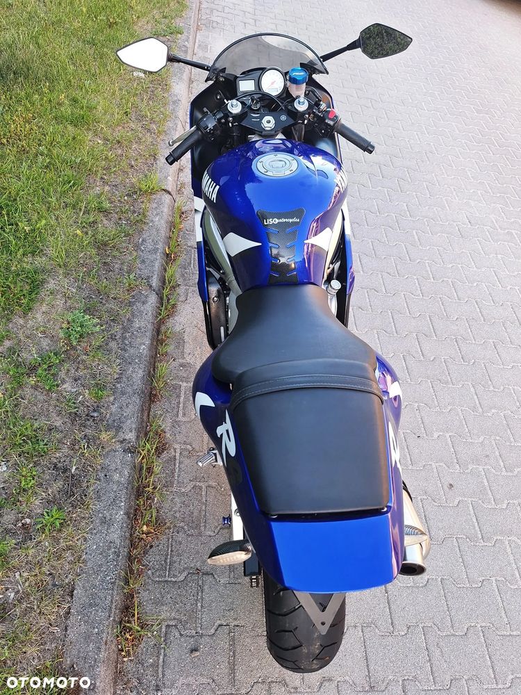 Yamaha R6 - 6