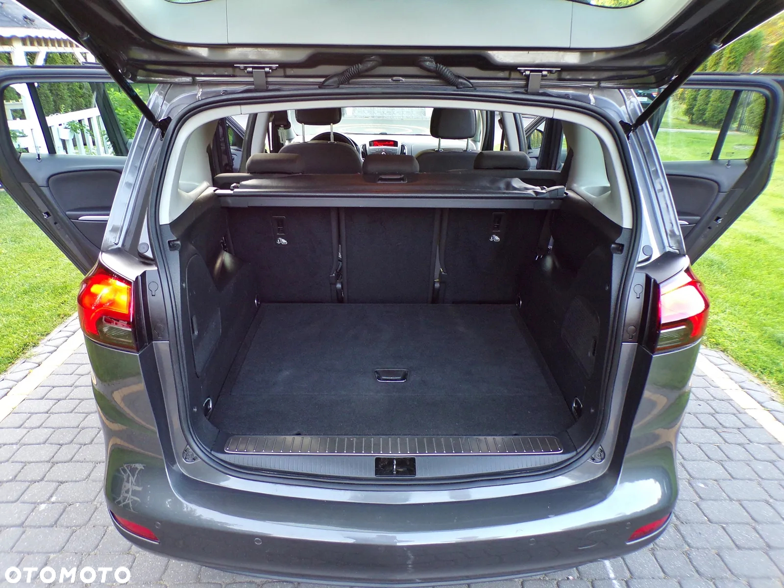 Opel Zafira Tourer 1.4 Turbo Edition - 27